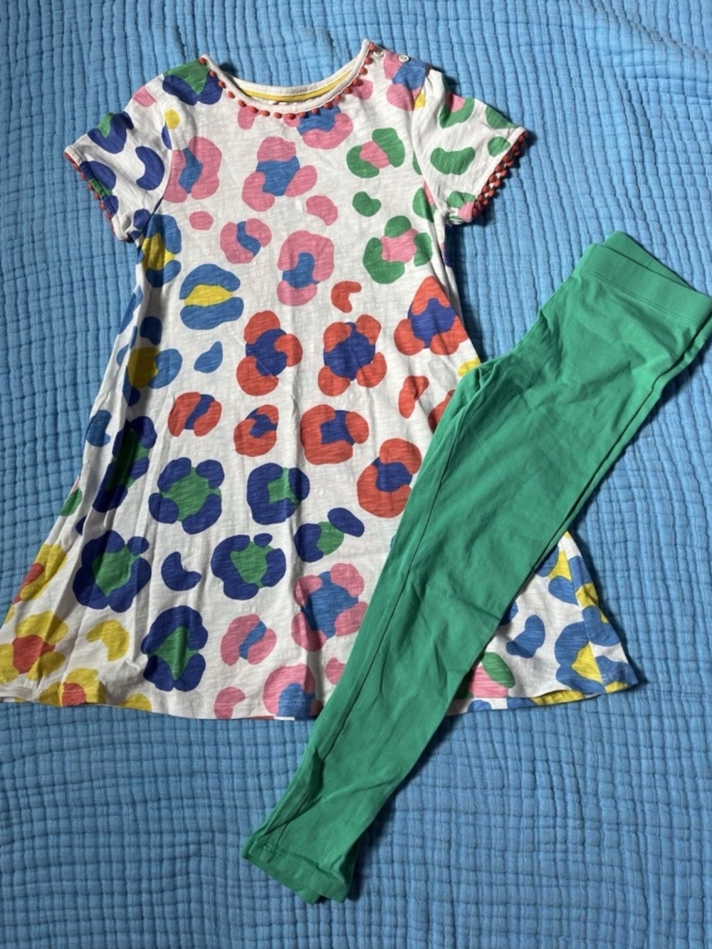 Mini Boden Charlie Pom Leopard Print Dress Tunic & Green leggings